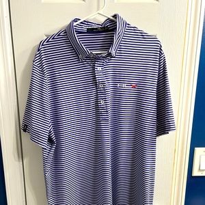 Like new striped RLX polo. Embroidered logo and loop label